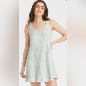 Light Green Sleeveless Dress